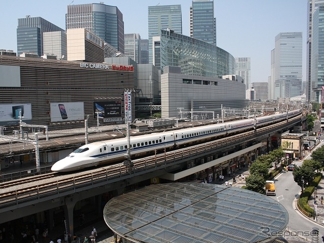 JR東海は2019年度までにN700Aを20本追加投入し、700系全編成を置き換える。写真は700系