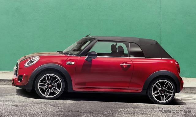 MINI コンバーチブル 新型の クーパーS