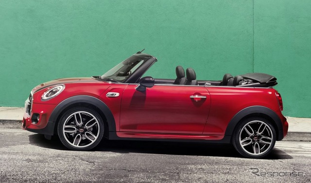 MINI コンバーチブル 新型の クーパーS