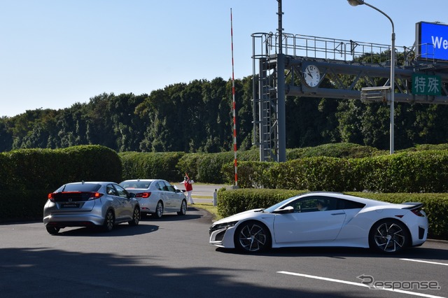 1.0リットル VTEC TURBOエンジンを搭載したホンダ シビック