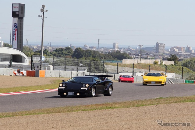 鈴鹿サーキットで開催された「見れる!聞ける!乗れる!スーパーカーコレクション」