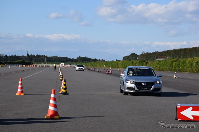 ホンダ 改良新型アコードPHEV