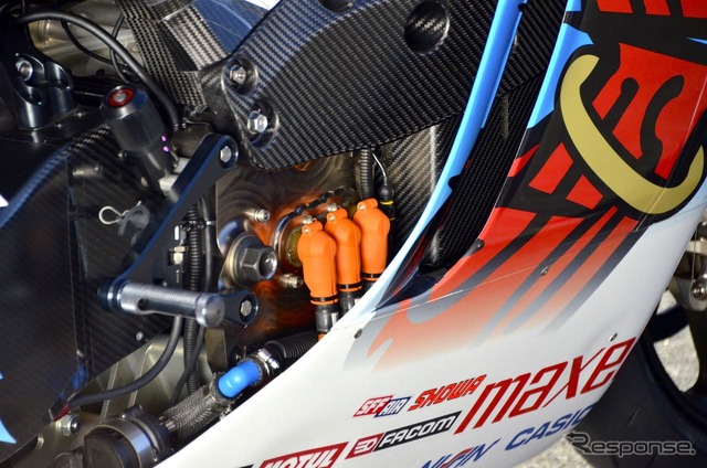2015マン島TTレース TT Zero Challengeクラス優勝車、TEAM 無限の神電 四(SHINDEN YON)。