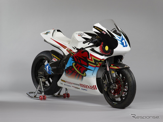 チーム無限、マン島EVレース優勝マシン「神電」を披露 1枚目の チーム無限、マン島EVレース優勝マシン「神電」を披露 1枚目の