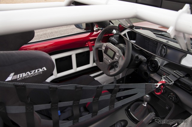 新型マツダロードスターの「グローバルMX-5カップ」参戦マシン