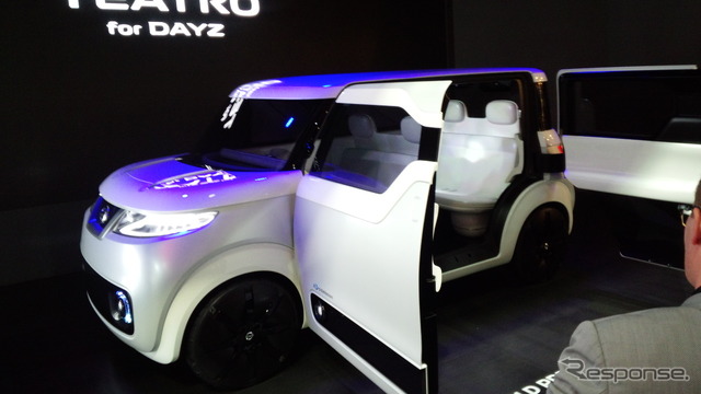 日産『テアトロ for デイズ』(東京モーターショー2015)