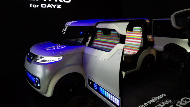 日産『テアトロ for デイズ』(東京モーターショー2015)