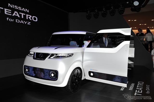 日産『テアトロ for デイズ』(東京モーターショー2015)