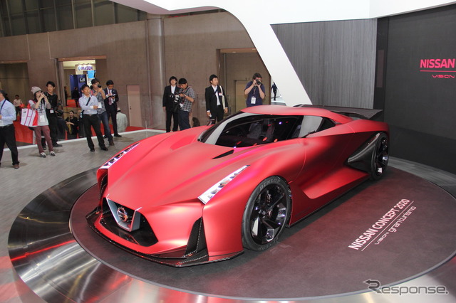日産 コンセプト 2020ビジョングランツーリスモ(東京モーターショー15)