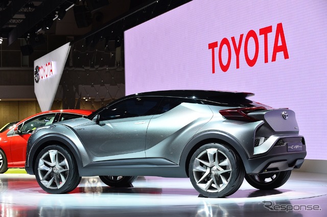 トヨタ C-HR(東京モーターショー15)