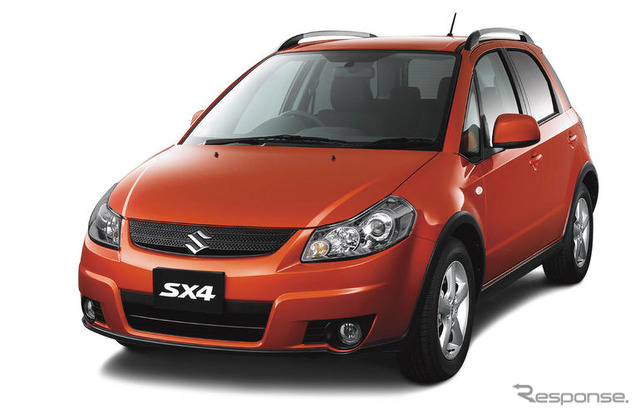 スズキ SX4 にアウトドアテイストで2.0エンジン搭載モデル