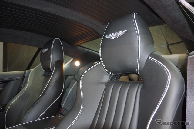 アストンマーティン DB9 GT ボンド・エディション(東京モーターショー15)