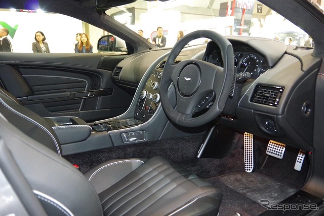 アストンマーティン DB9 GT ボンド・エディション(東京モーターショー15)