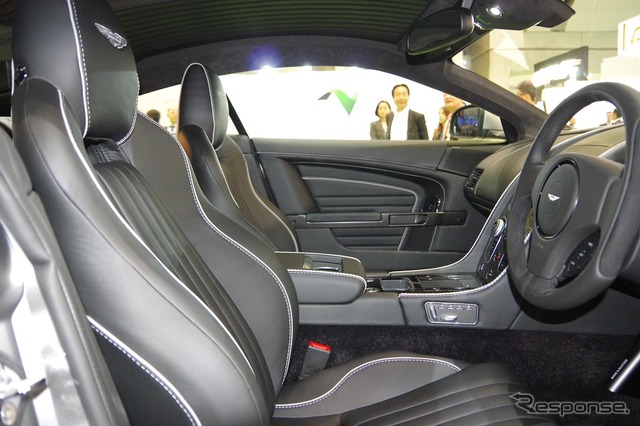 アストンマーティン DB9 GT ボンド・エディション(東京モーターショー15)