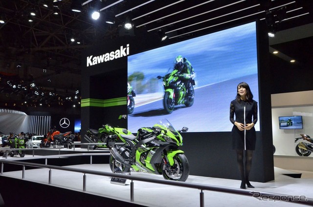 Ninja ZX-10R ABS(東京モーターショー15)