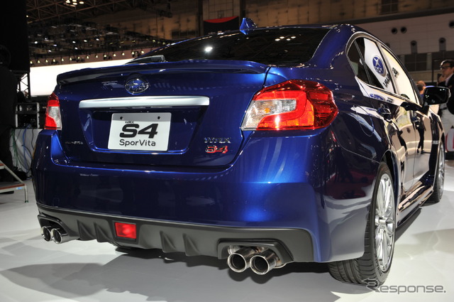 スバル WRX S4 スポルヴィータ(東京モーターショー15)