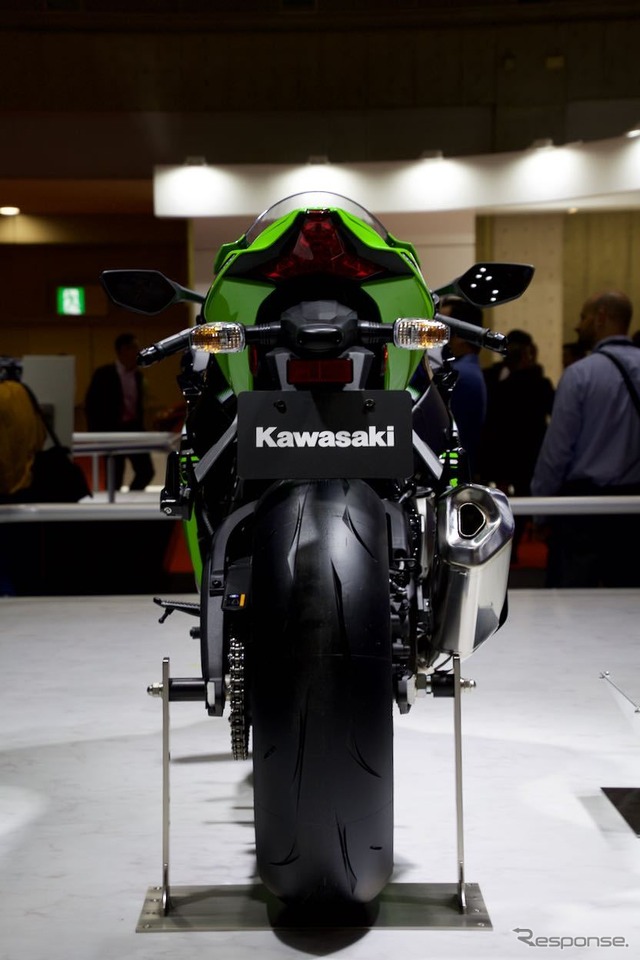 Ninja ZX-10R ABS(東京モーターショー15)