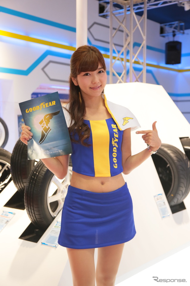 グッドイヤーブースより(東京モーターショー15)