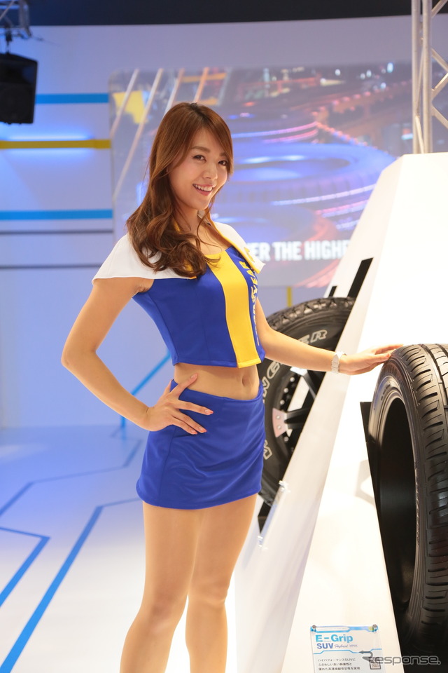 グッドイヤーブースより(東京モーターショー15)