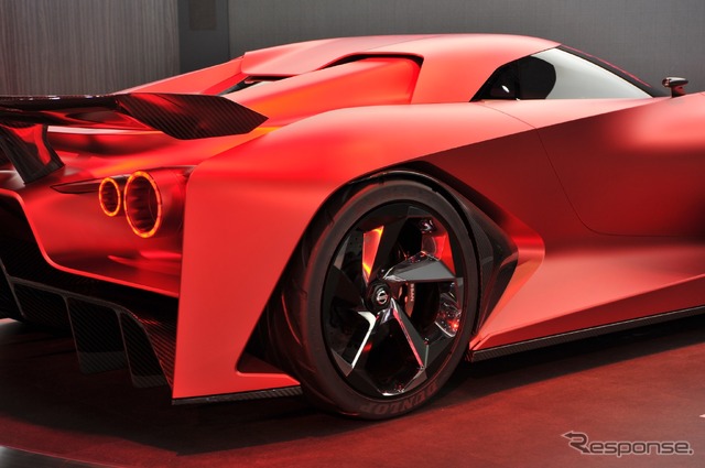 日産 2020ビジョングランツーリスモ(東京モーターショー15)