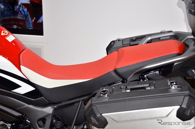 ホンダCRF1000L Africa Twin(東京モーターショー15)