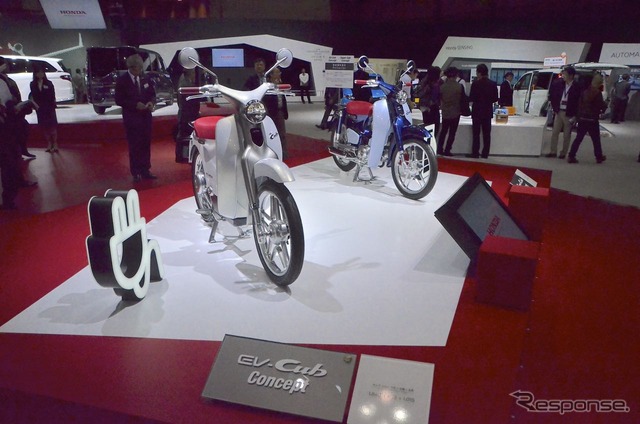 ホンダ EV-Cub Concept(東京モーターショー15)