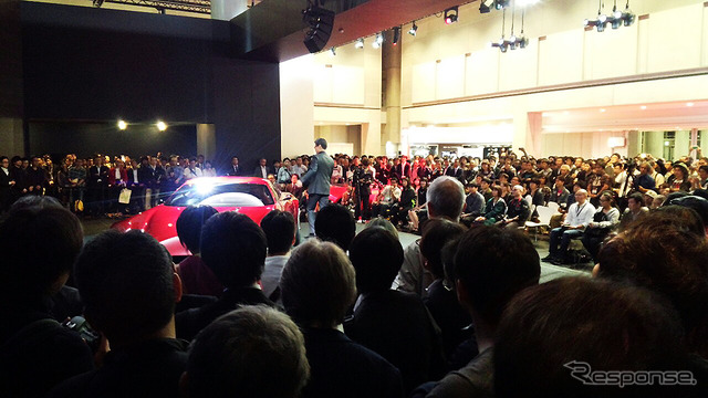 10月29日に実施された「PREVIEW DAY SPECIAL TALK SHOW」のようす(東京モーターショー2015)