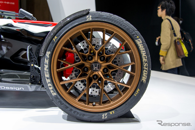 ホンダ プロジェクト2&4 powered by RC213V(東京モーターショー15)