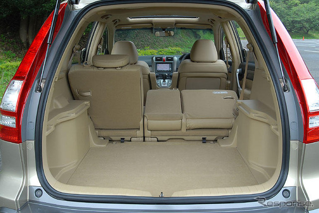 【ホンダ CR-V 新型発表】ラゲッジの使い勝手も進化