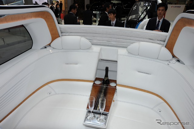トヨタ車体 アルファード エルキュール コンセプト(東京モーターショー15)