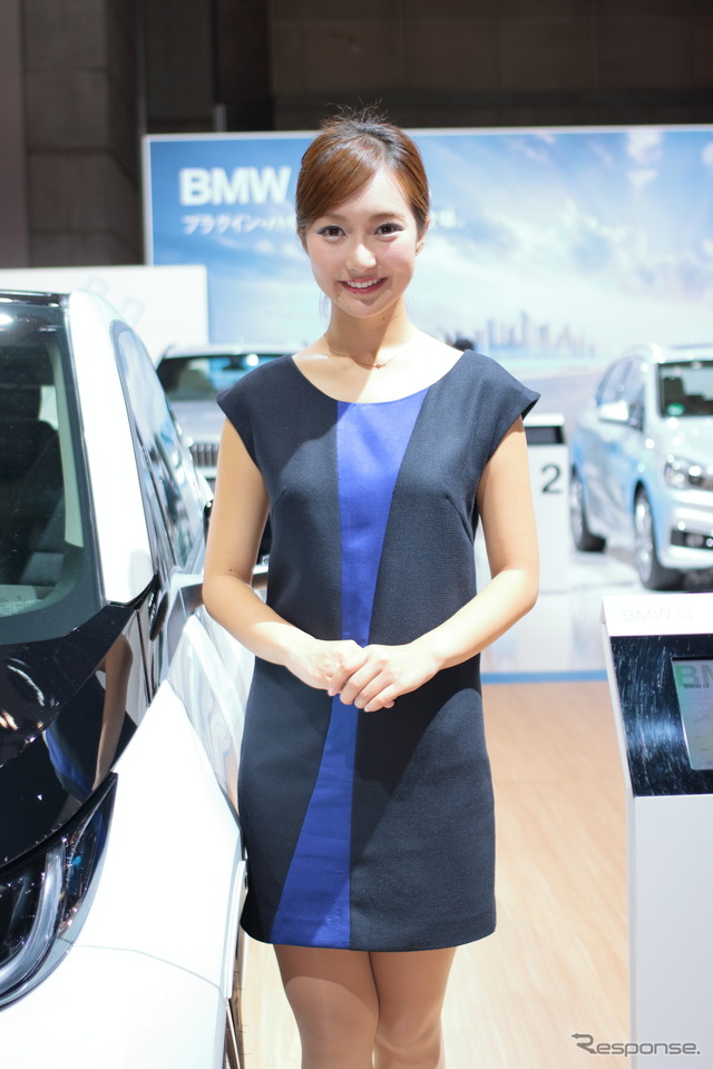 BMWブースより(東京モーターショー2015)
