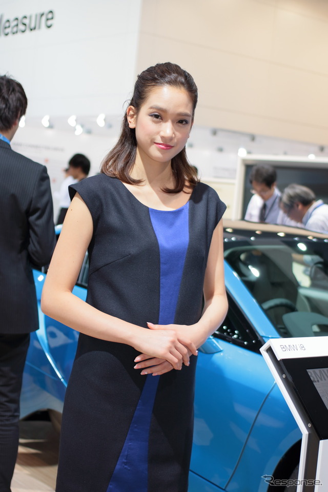 BMWブースより(東京モーターショー2015)