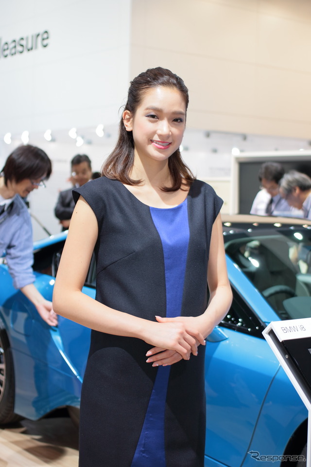 BMWブースより(東京モーターショー2015)