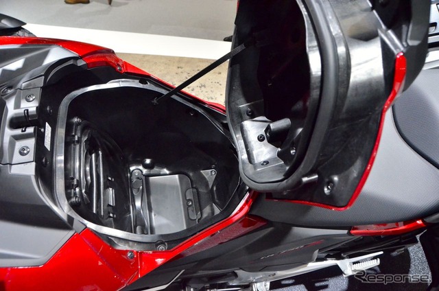 ホンダNC750X(東京モーターショー15)