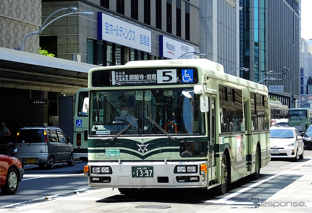 京都市交通局（四条通）