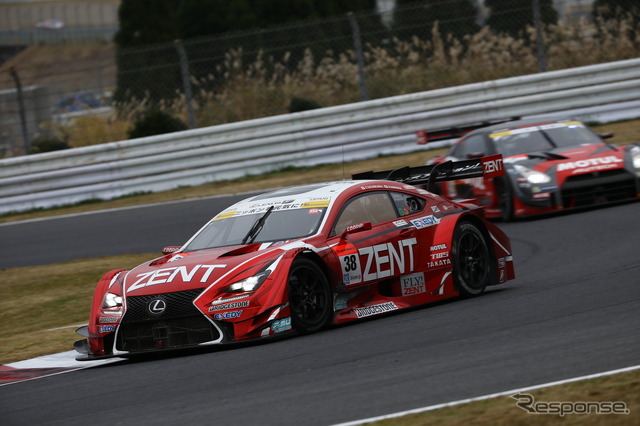 決勝4位の#38 RC F。