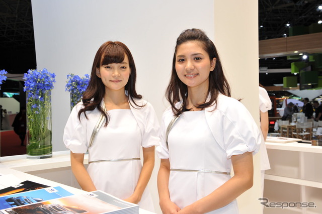 スバルブースより(東京モーターショー15)
