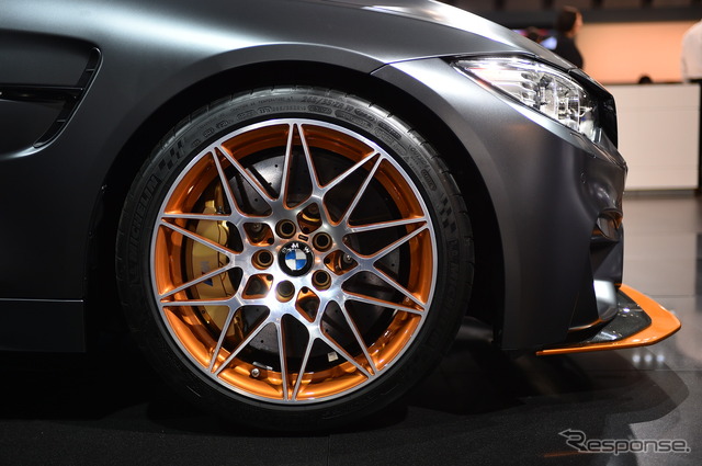 BMW M4 GTS(東京モーターショー15)