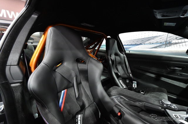 BMW M4 GTS(東京モーターショー15)