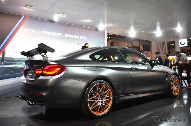 BMW M4 GTS(東京モーターショー15)