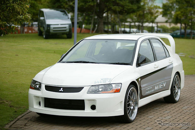 三菱電気自動車　1モーター方式採用の理由