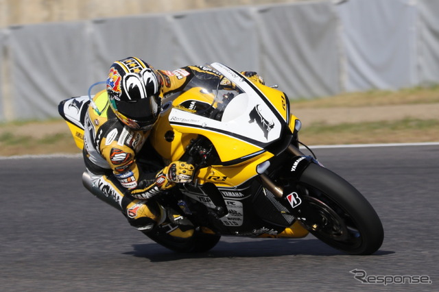 中須賀克行(YAMAHA FACTORY RACING TEAM)