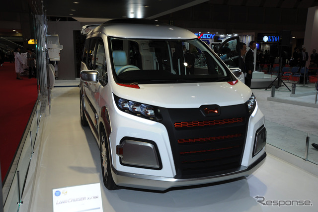 トヨタ車体 ノア アクティブ クロス(東京モーターショー15)