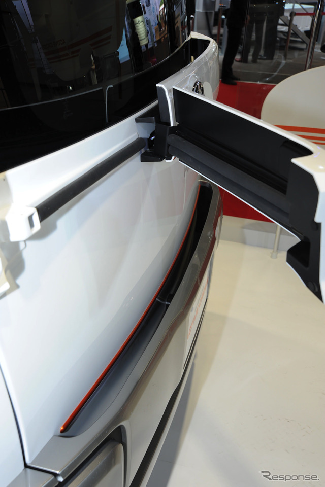 トヨタ車体 ノア アクティブ クロス(東京モーターショー15)