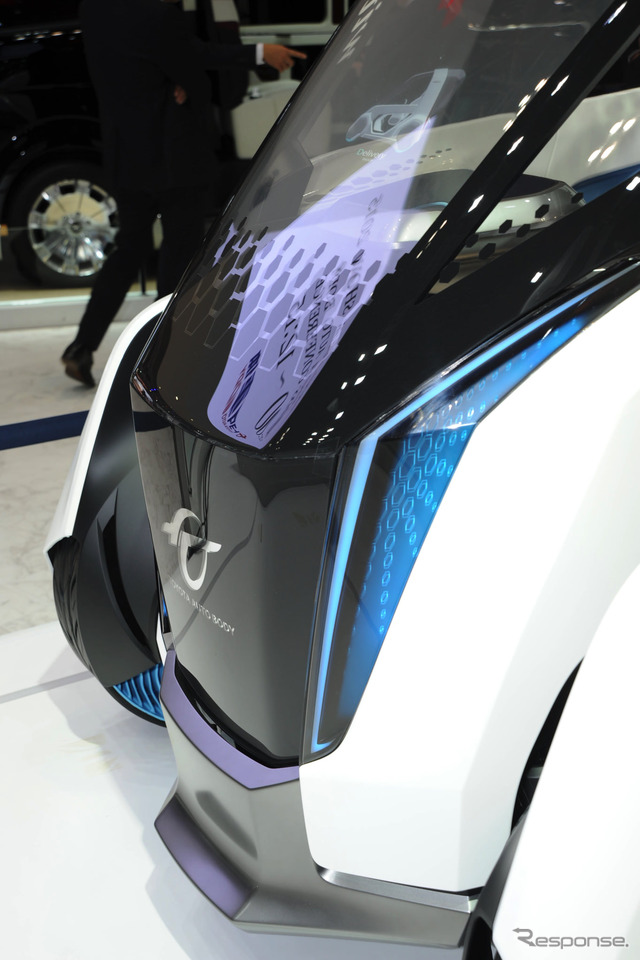 トヨタ車体 コムス コネクト(東京モーターショー15)