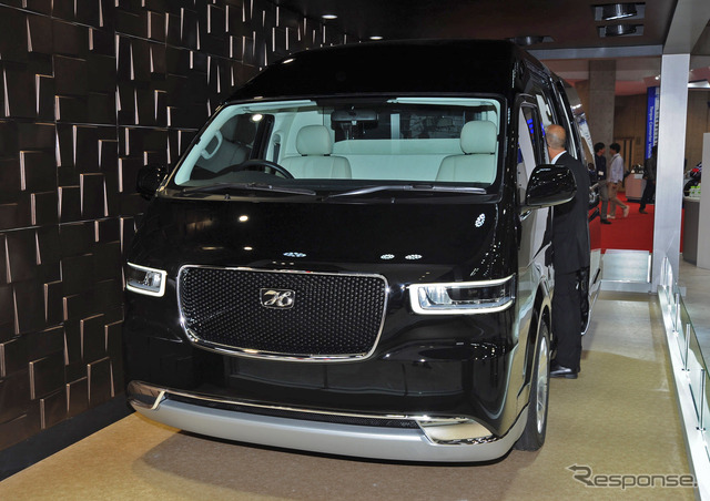 トヨタ車体 ハイエース プラチナム ラウンジ(東京モーターショー15)