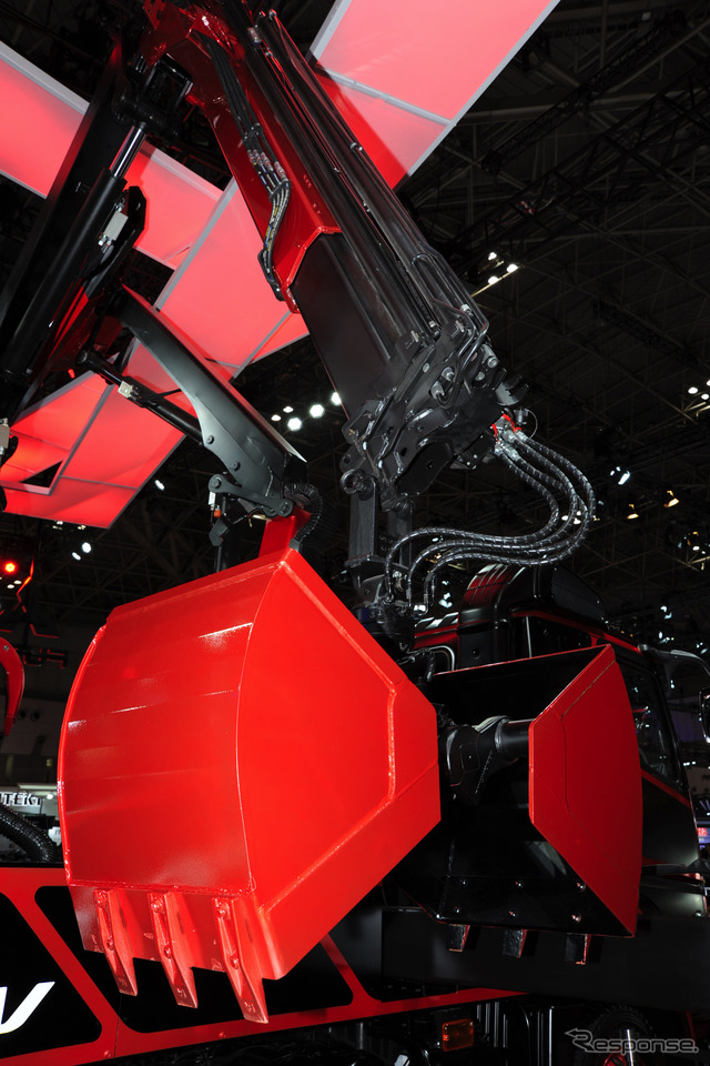三菱ふそう スーパーグレートV スパイダー(東京モーターショー15)