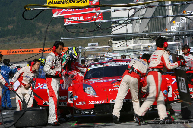 【SUPER GT】写真蔵…第8戦、フェアレディZが今季2勝目