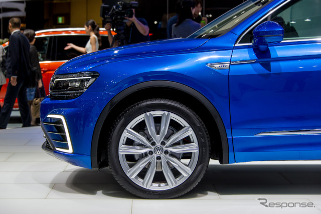 VW ティグアンGTE(東京モーターショー15)