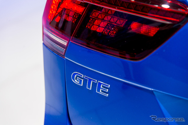 VW ティグアンGTE(東京モーターショー15)
